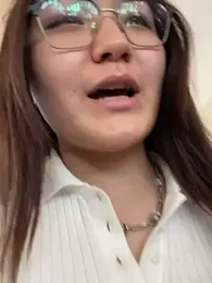 KissMeEva webcam model stream image