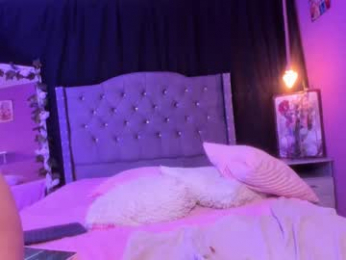 sarabenedetti webcam model stream image