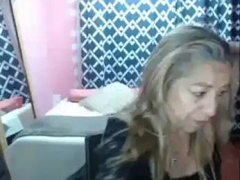 ZAMANTHA webcam model stream image