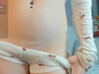 peachwhisper1 webcam model stream image