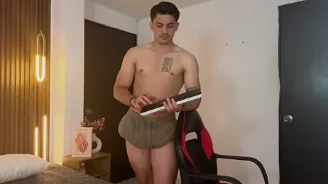 MrAdonis_ webcam model stream image