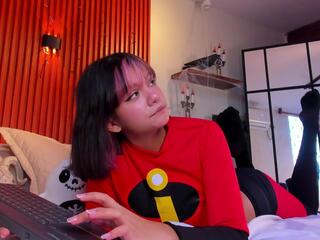 Lena Foxx webcam model stream image