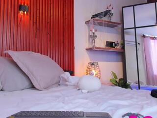 Lena Foxx webcam model stream image