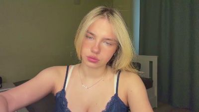 LindseyWatah webcam model stream image