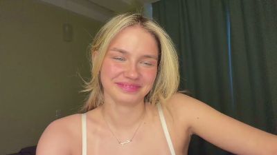 LindseyWatah webcam model stream image