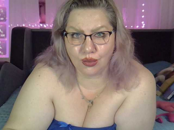 AngelinaGlam webcam model stream image