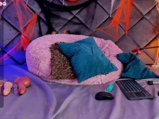 luciiacollins webcam model stream image