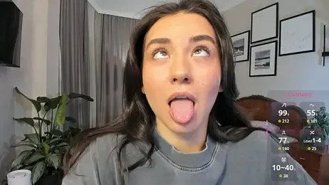 NicoleLuv webcam model stream image