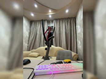 Littleotter webcam model stream image