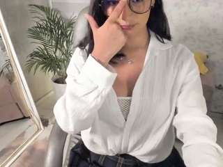 eliissa webcam model stream image