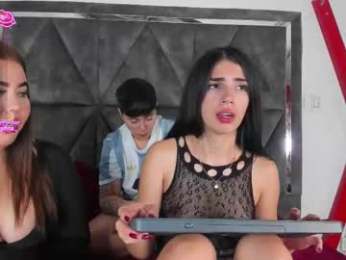 sararoy_ webcam model stream image