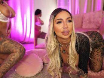 AmberFires webcam bongacams model stream image