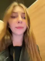 Sunny___Bunny webcam stripchat model stream image