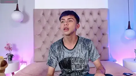 Princeapolo_anki webcam model stream image