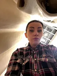 CrazzyChicks webcam model stream image