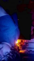 Vacuumouth webcam model stream image