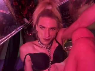 skinnybl0nde webcam model stream image