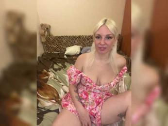 LisaMe webcam model stream image