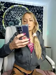 -Jeany- webcam model stream image