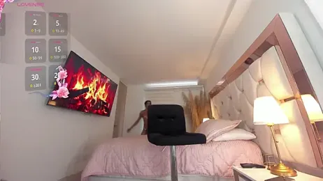 HOT_LADY_777 webcam model stream image