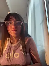 angie_rousse_ webcam model stream image