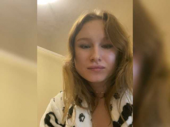 Eugenia1126 webcam model stream image