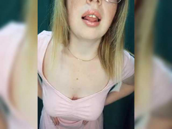 PlaksaMirtl webcam model stream image