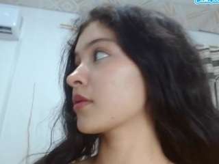 youngmelodygirl18 webcam model stream image