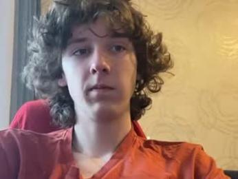 alek_trika webcam model stream image