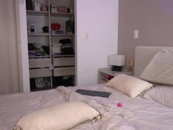 veroniqe_lounge webcam model stream image