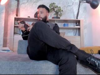 Andres Suarez webcam model stream image