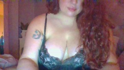 Solouzz webcam model stream image