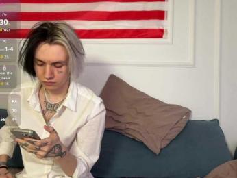 VeryRareTwix webcam model stream image