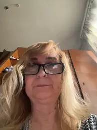 Irina2909@xh webcam model stream image