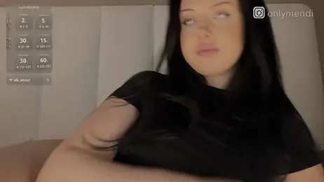 MENNDI webcam stripchat model stream image