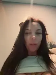 Almmaxxxx webcam model stream image