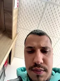 baramadalin webcam model stream image