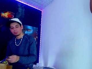 luxecouple webcam camsoda model stream image