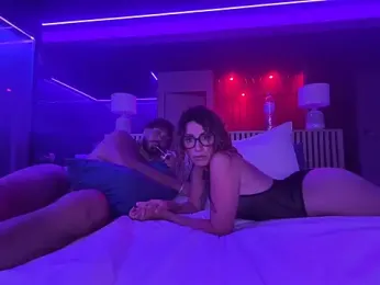 CINALV34 webcam model stream image