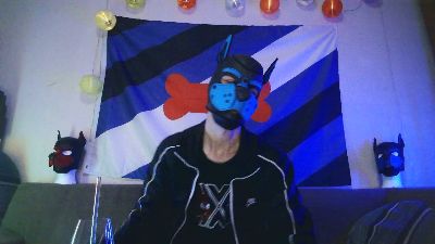 Pup_Hunter_1987 webcam model stream image