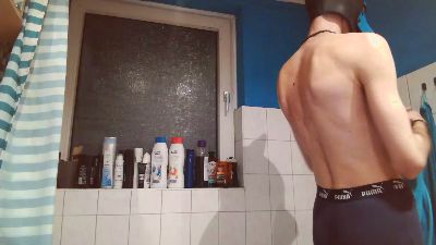 Pup_Hunter_1987 webcam model stream image