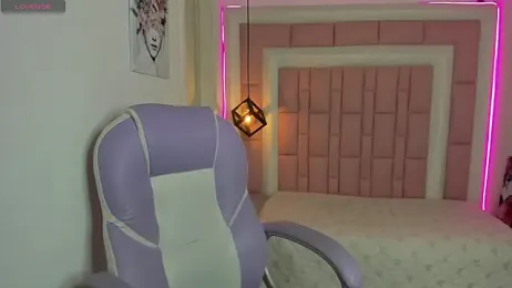 Klaret_Toy webcam model stream image