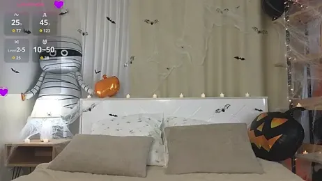 EdlaHewell webcam model stream image