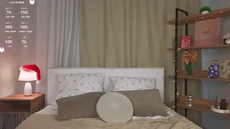 EdlaHewell webcam model stream image