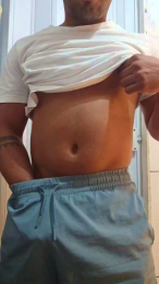 Goldenzin webcam model stream image