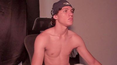 laureent__ webcam model stream image