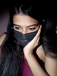 umairahaasan_1 webcam model stream image