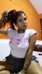 Riirii93 webcam model stream image