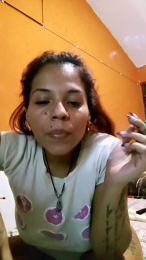 Riirii93 webcam model stream image