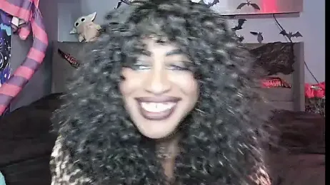 AmazonianMistress webcam model stream image